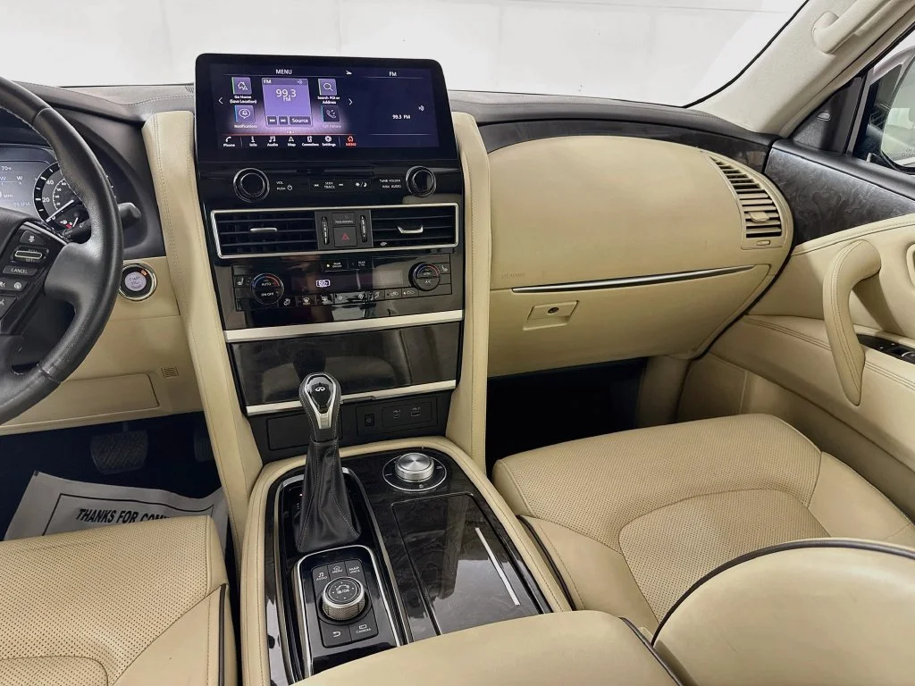 Certified Used 2022 Red INFINITI LUXE image 31