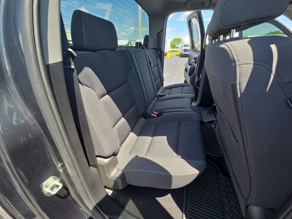 Used 2019 Gray Chevrolet LT image 30