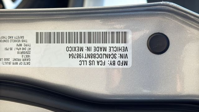 Certified Used 2022 Silver Jeep Limited image 31