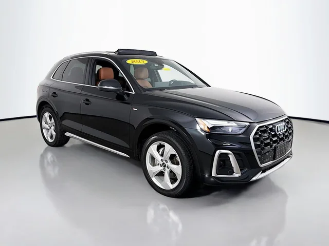2023 Audi Q5 S line Premium Plus