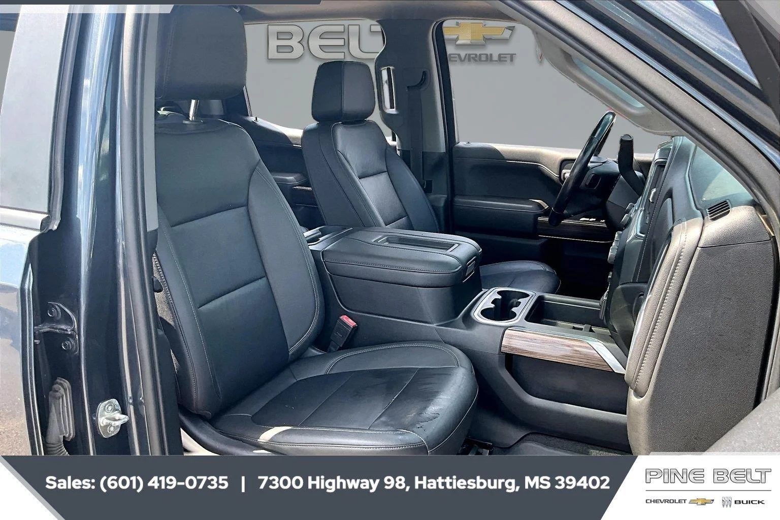 Used 2022 Shadow Gray Metallic Chevrolet RST image 7