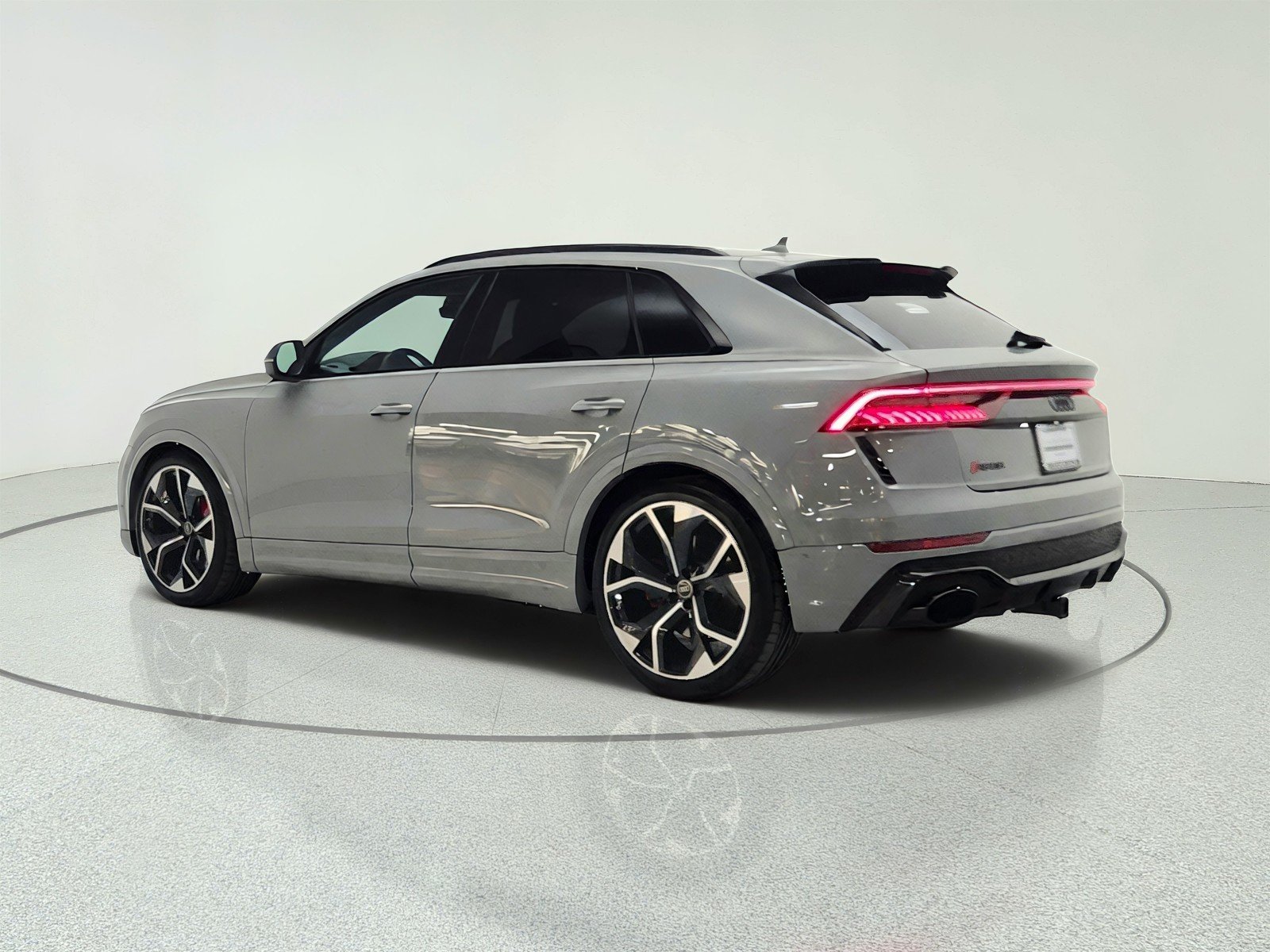 Used 2024 Nardo Gray Audi 4.0 TFSI quattro image 7