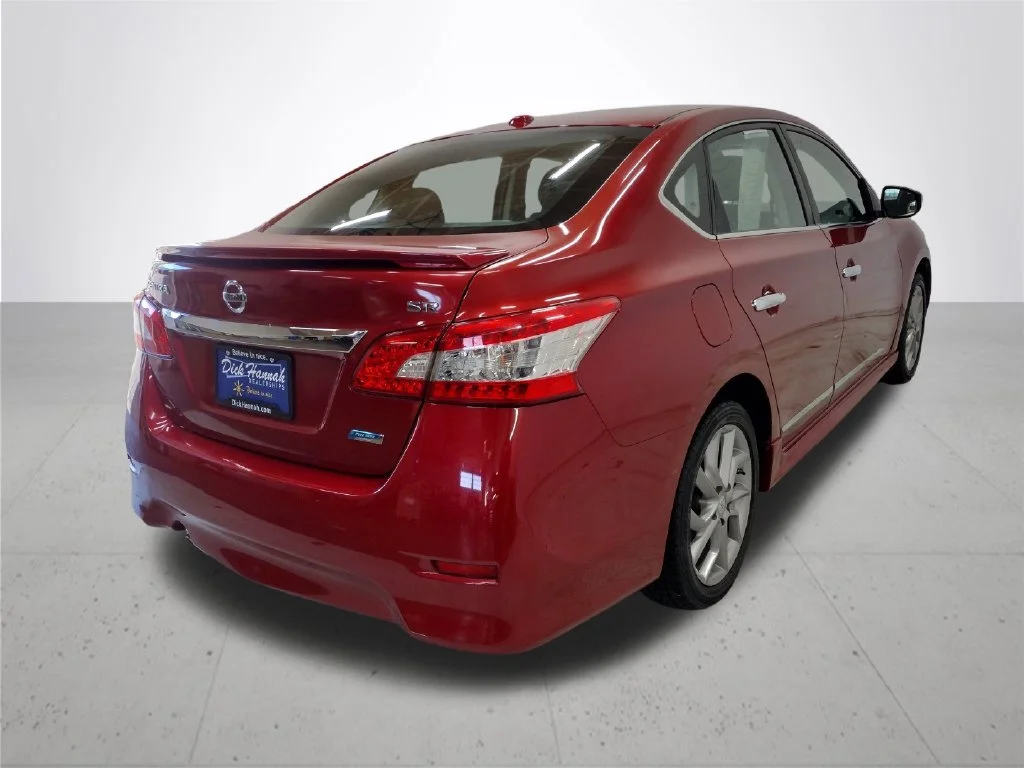 Used 2014 Red Nissan SR image 14