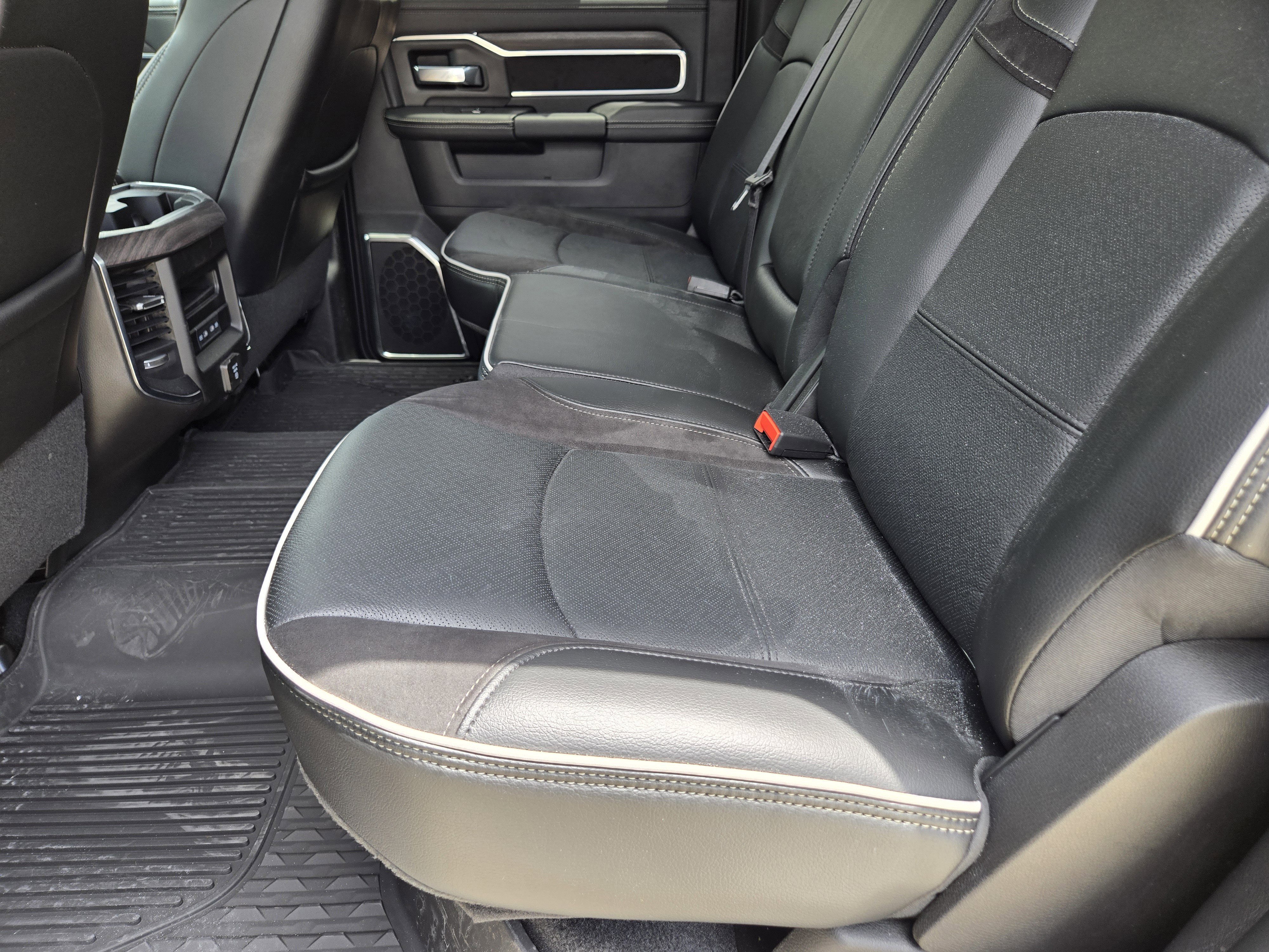 New 2026 Ceramic Gray Clear-Coat Exterior Paint RAM Laramie image 21
