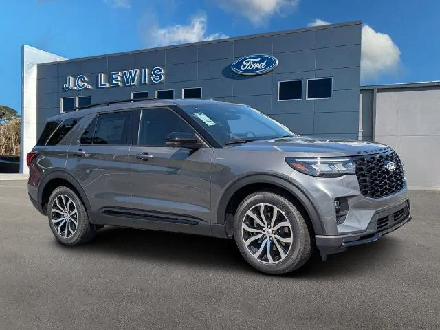 New 2027 Carbonized Gray Metallic Ford ST-Line image 28