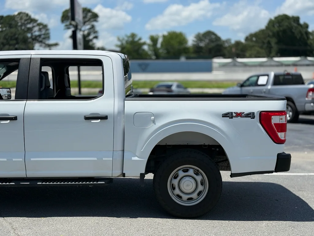 Used 2022 Oxford White Ford XL image 12