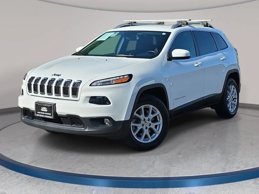 2018 Jeep Cherokee Latitude Plus 4X4's photo