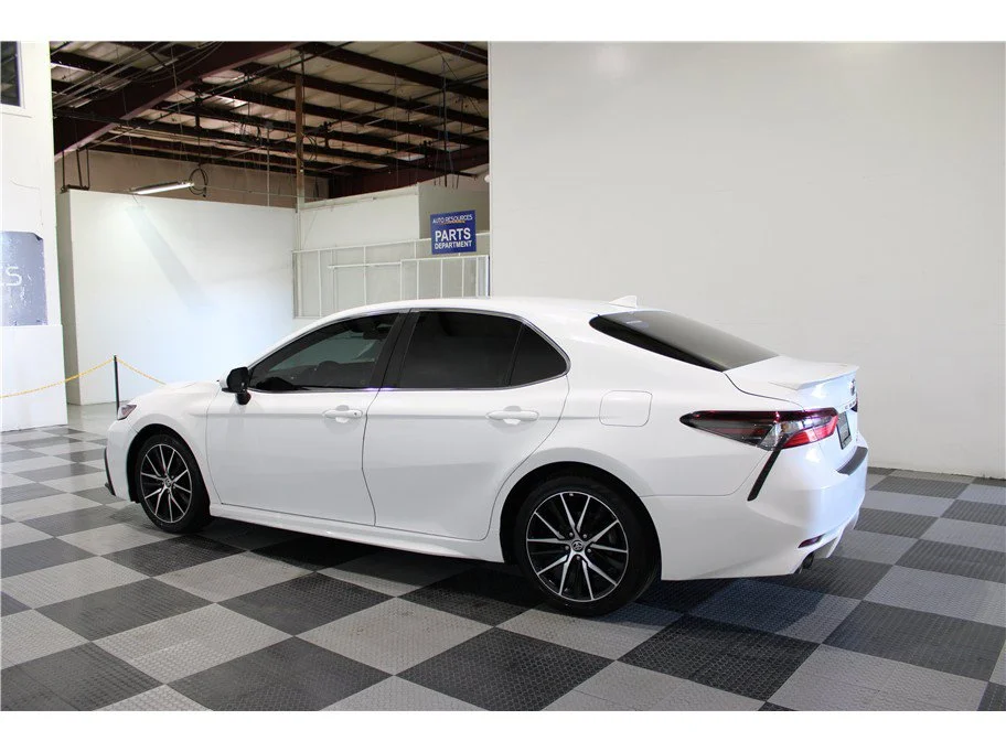 Used 2021 White Toyota Hybrid SE image 12