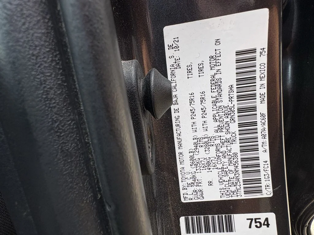 Used 2022 Magnetic Gray Metallic Toyota SR5 image 28