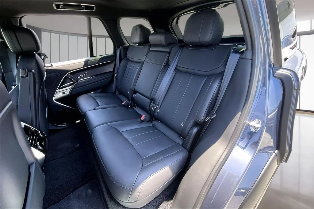 2026 Land Rover Range Rover SE - Photo 20