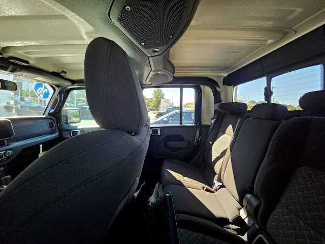 Used 2026 Black Jeep Mojave image 7