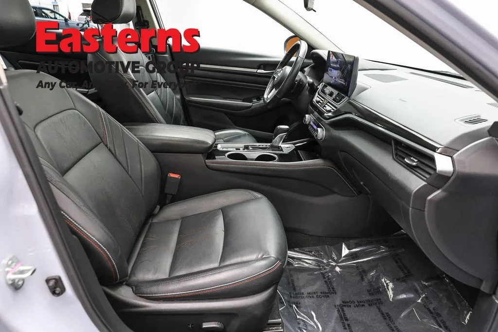 Used 2023 Gray Nissan 2.0 SR image 24