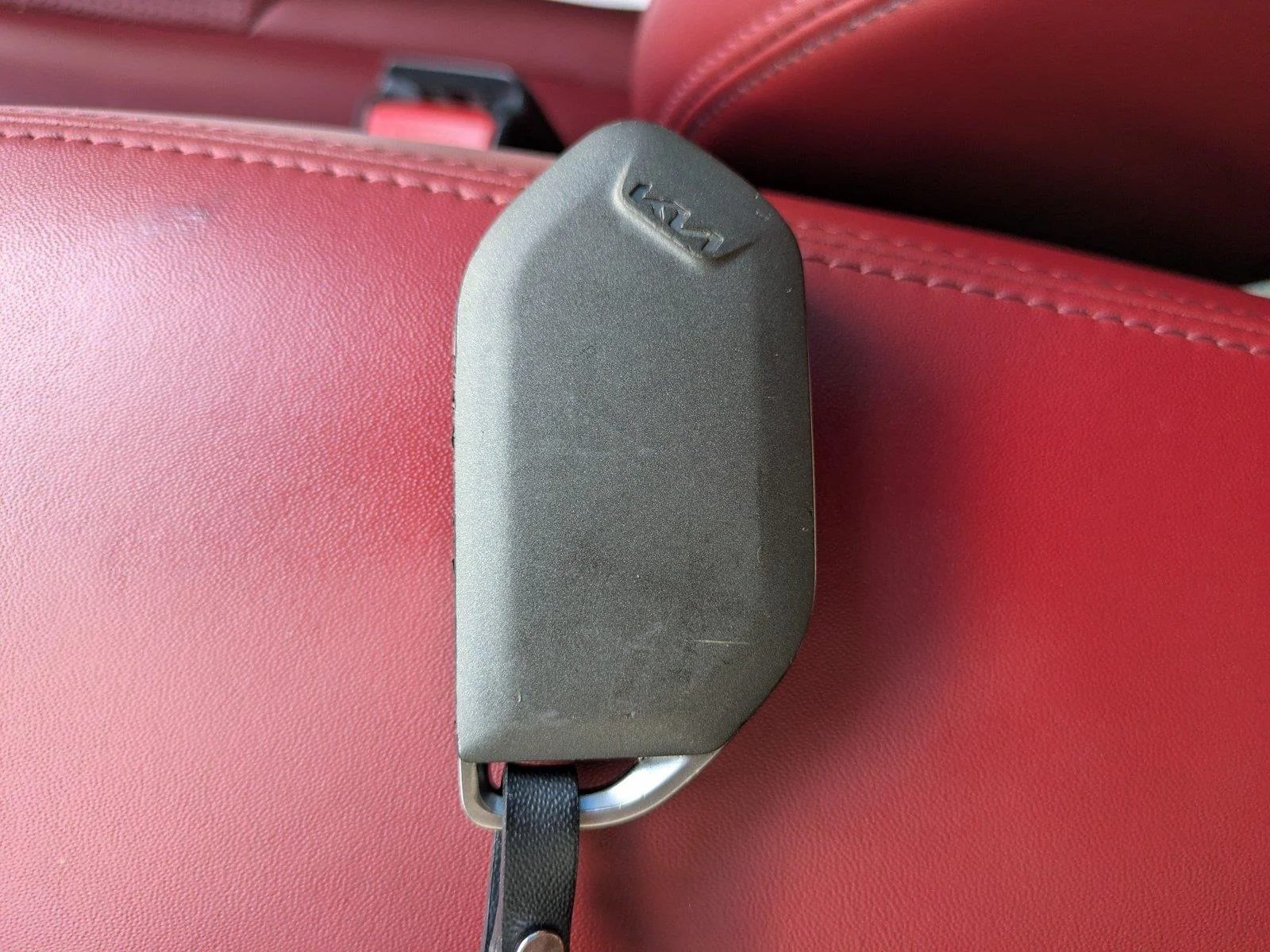Used 2026 Wolf Gray Kia GT-Line image 26