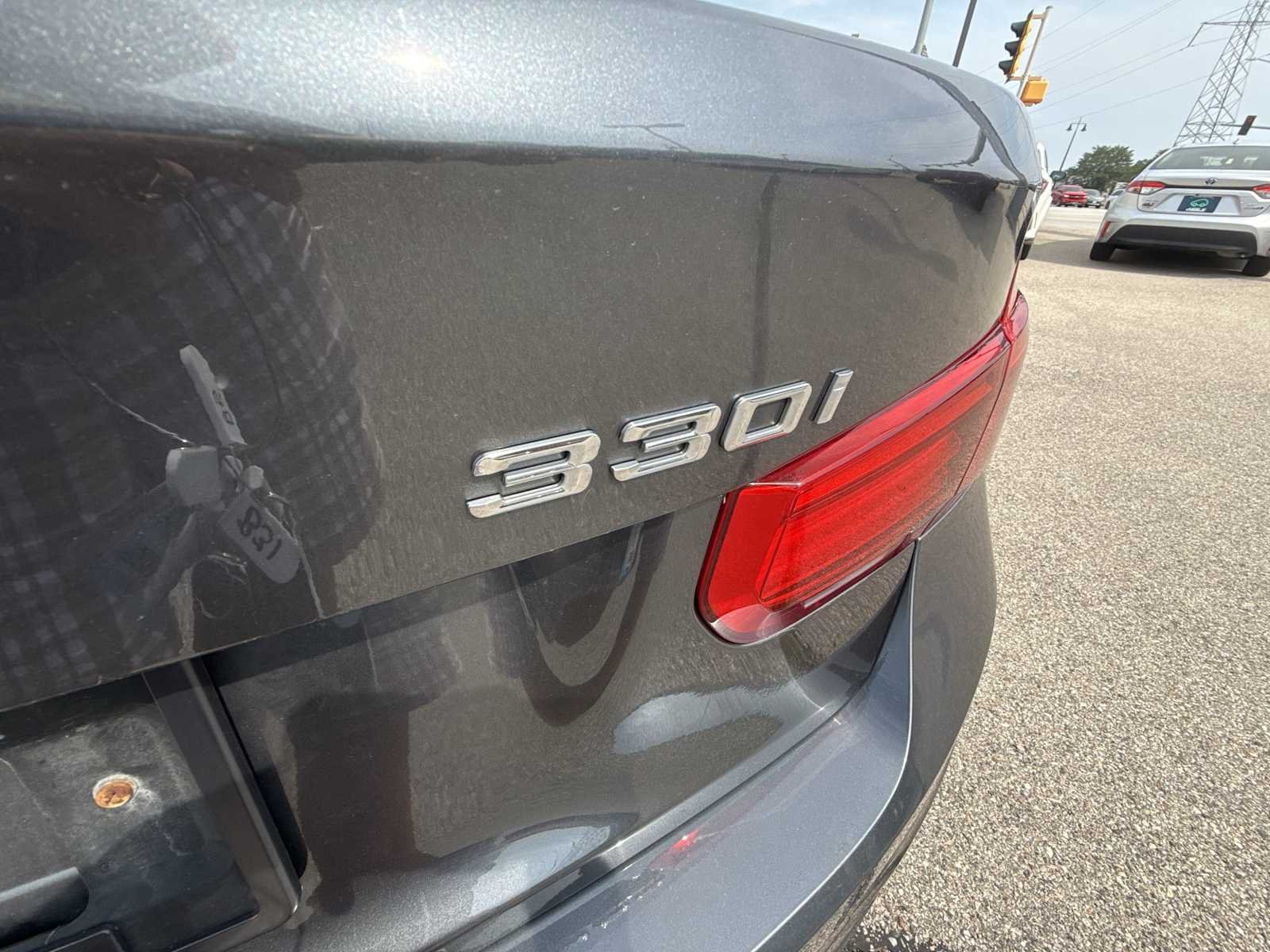 Used 2017 Gray BMW xDrive image 31