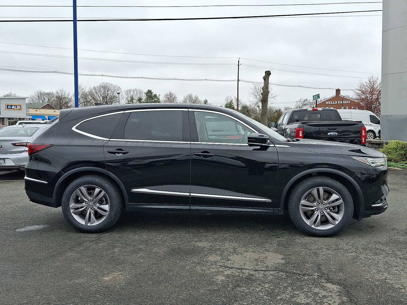 Certified Used 2023 Majestic Black Pearl Acura SH-AWD image 8
