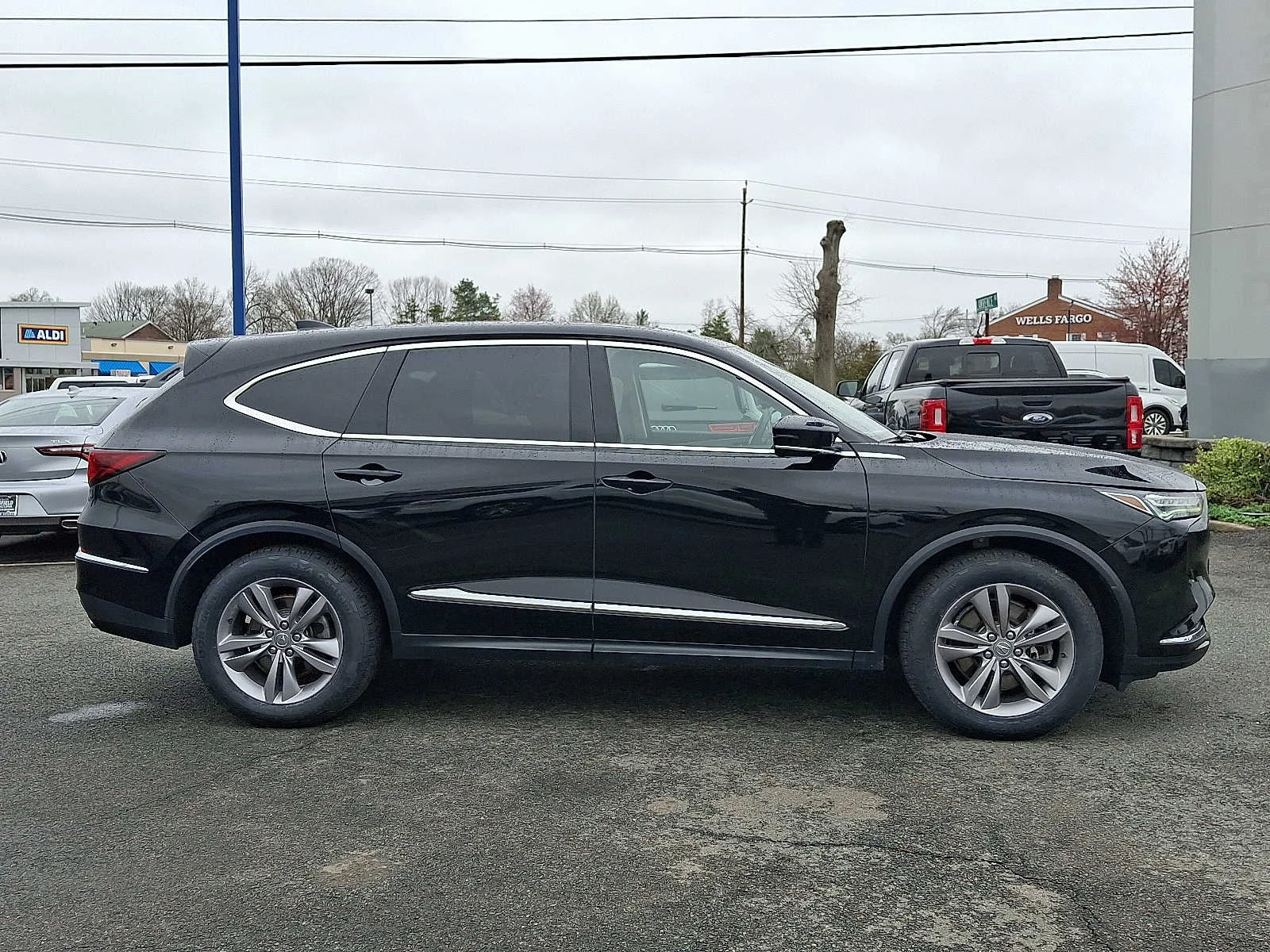 Certified Used 2023 Majestic Black Pearl Acura SH-AWD image 8