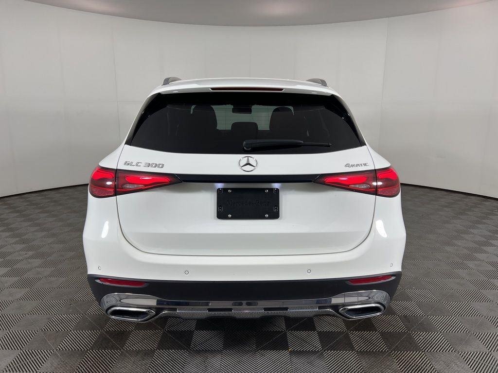 Certified Used 2025 Polar White Mercedes-Benz GLC 300 image 19