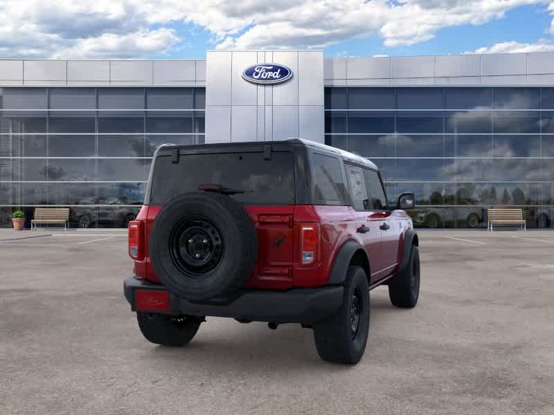 Nova imagem do Ford Big Bend® 2026 em Vermelho Rubi Metálico com Verniz Transparente 8