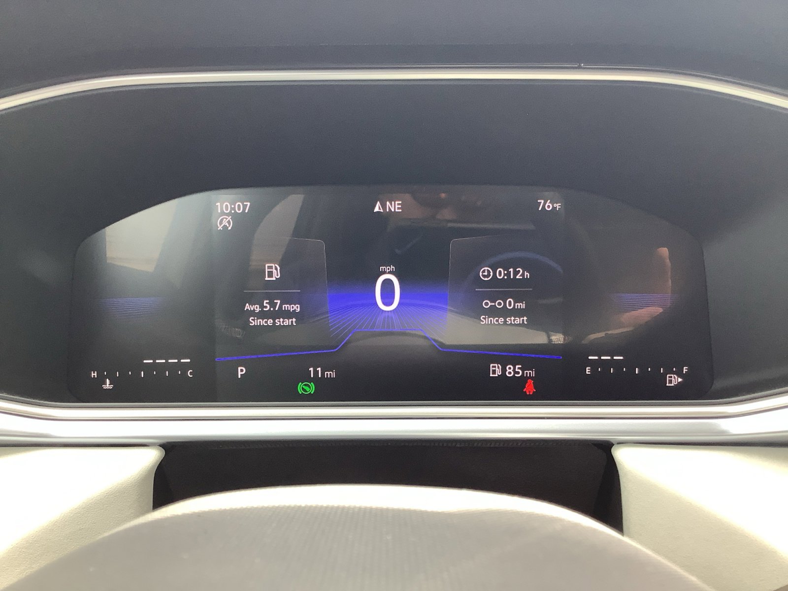 New 2026 Platinum Gray Metallic Volkswagen SE image 19