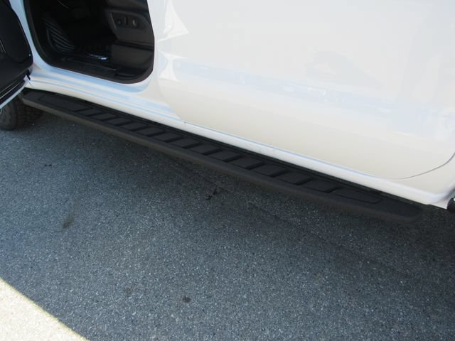 2026 GMC Sierra 1500 AT4 - Photo 10