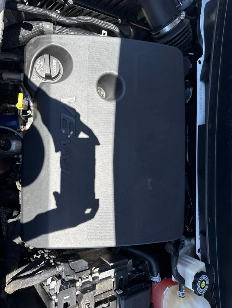 Used 2023 White Buick Premium Group image 40