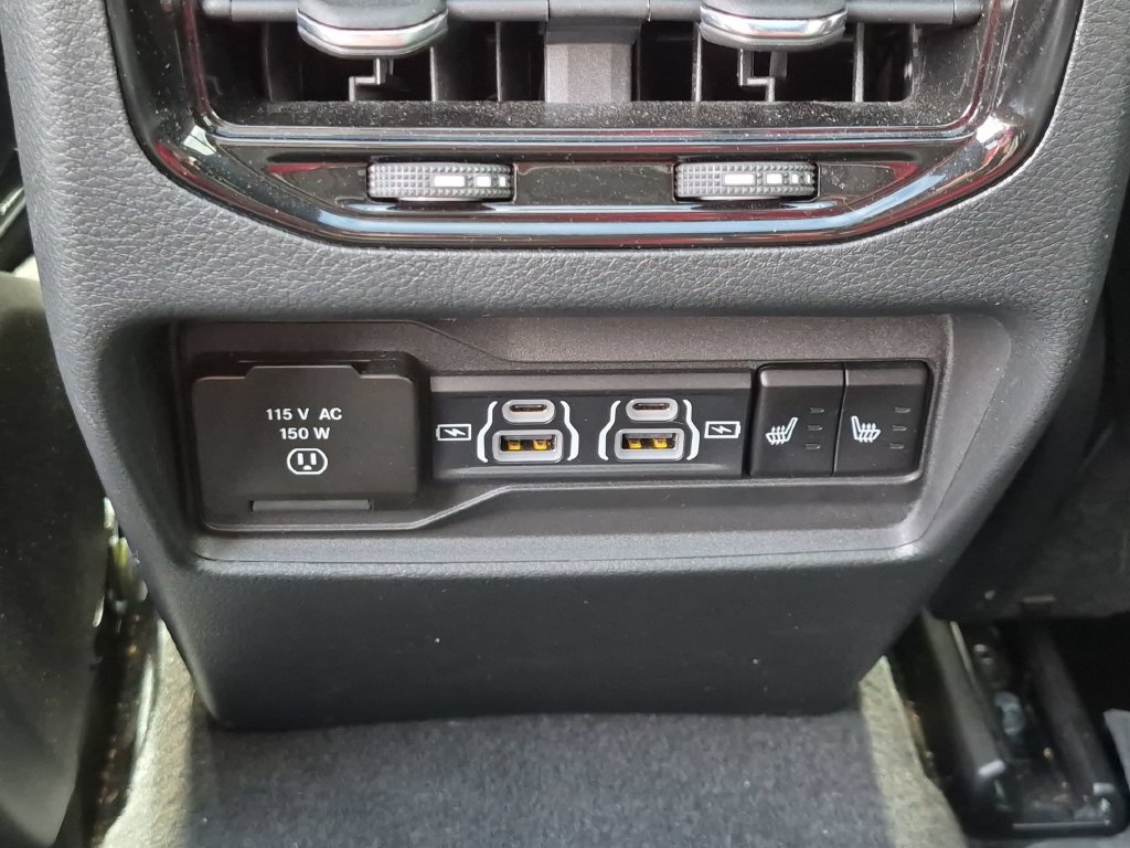 Used 2024 Black Jeep Overland image 29