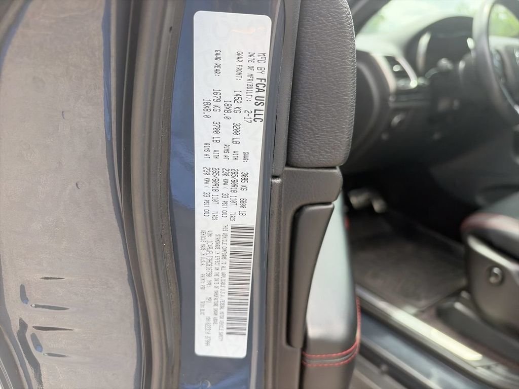 Used 2017 Black Jeep Trailhawk image 28