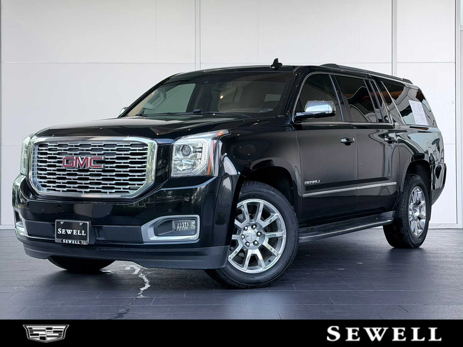 2020 GMC Yukon Denali's photo