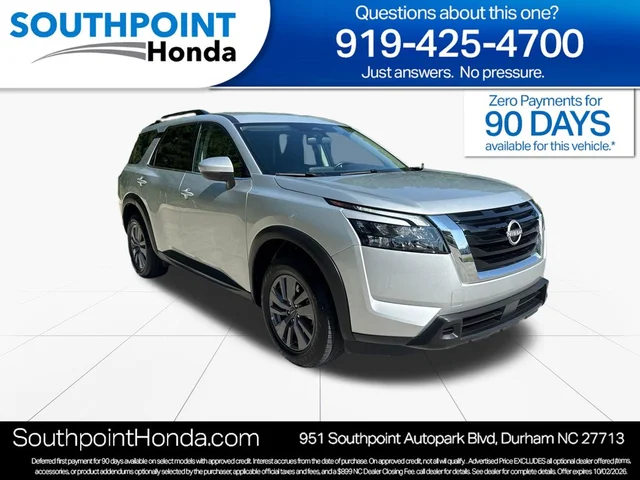 2025 Nissan Pathfinder SV