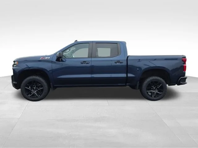 Used 2022 Northsky Blue Metallic Chevrolet LT Trail Boss image 2