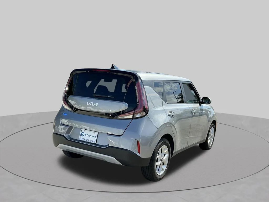Used 2025 Gray Kia LX image 9