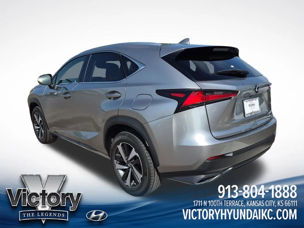 Used 2020 Silver Lexus 300 Base image 3