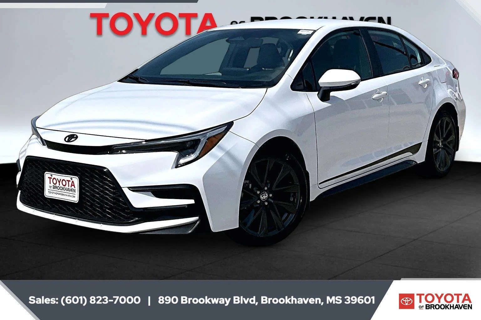 Used 2025 Ice Cap Toyota SE image 10