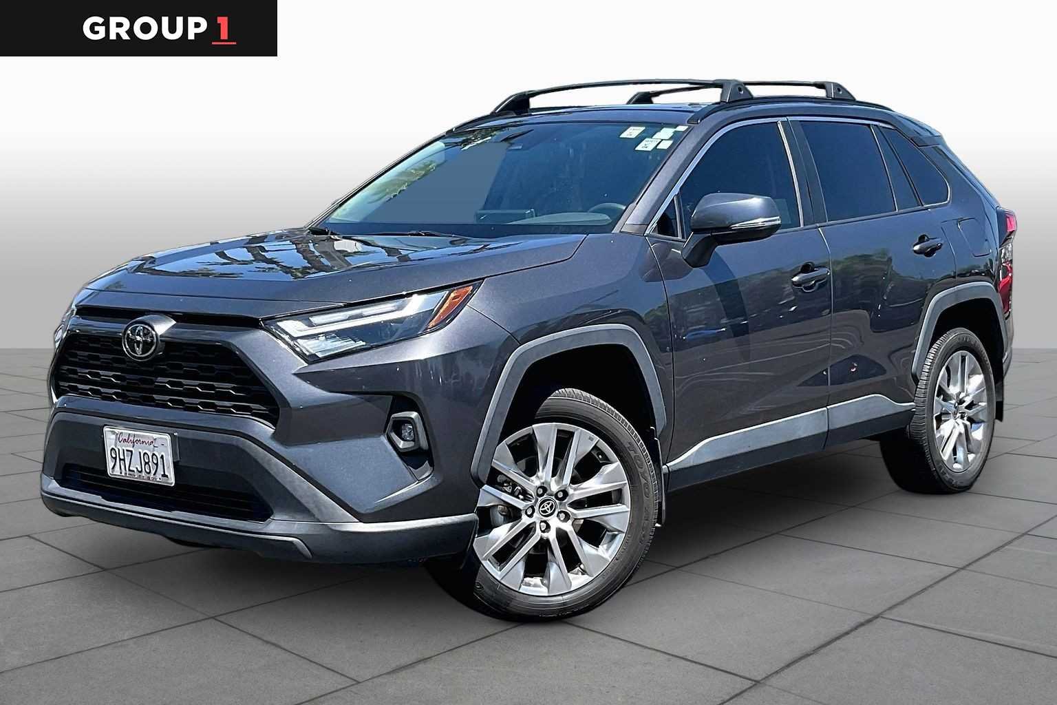 2023 Toyota RAV4 XLE Premium