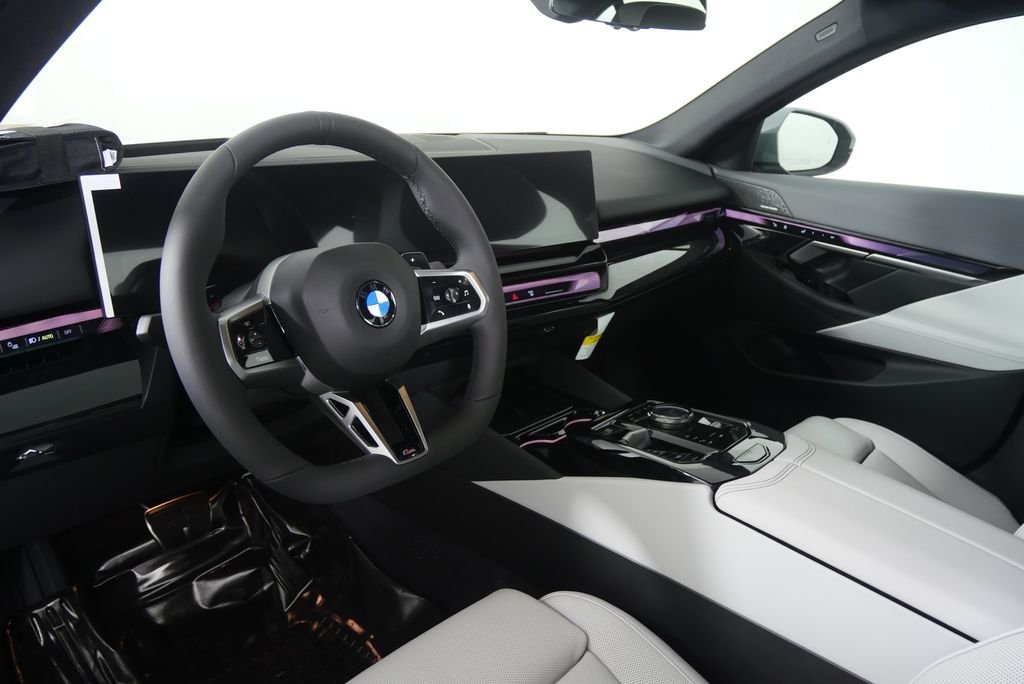New 2027 Brooklyn Grey Metallic BMW 530i image 12