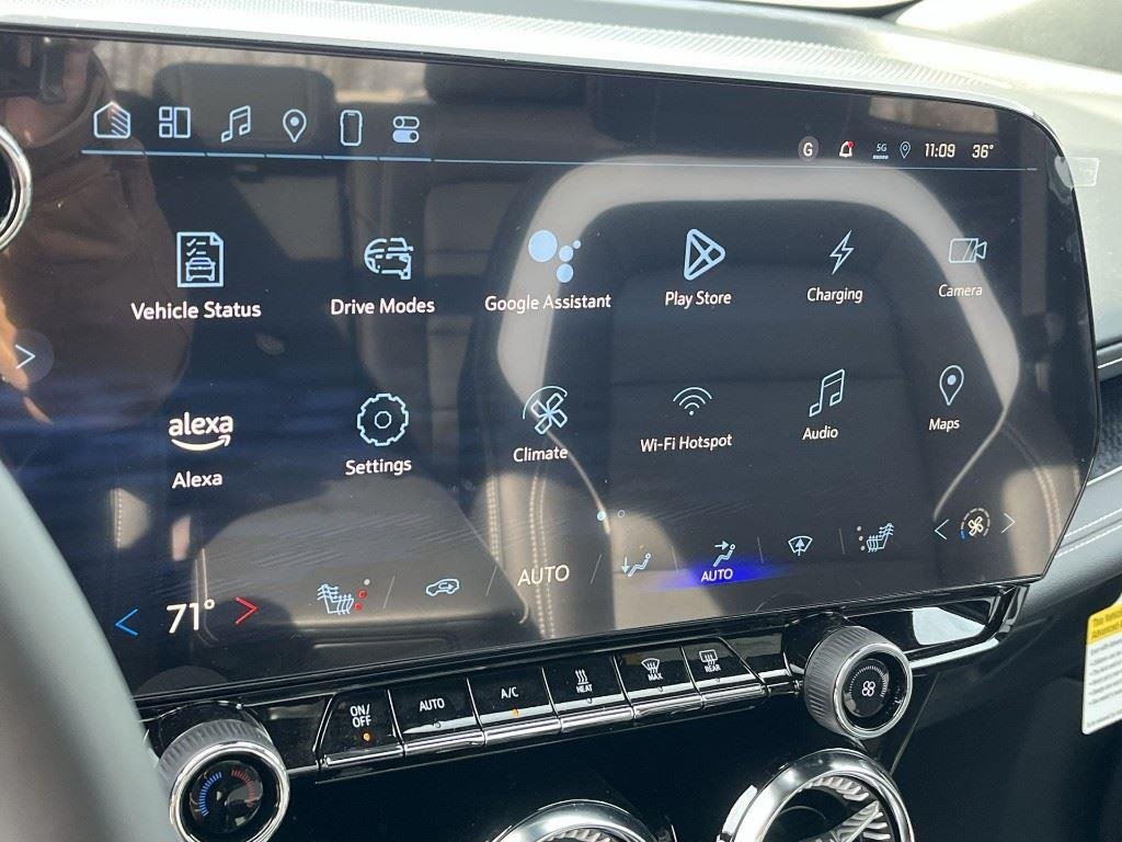 2025 Chevrolet Blazer EV LT - Photo 6