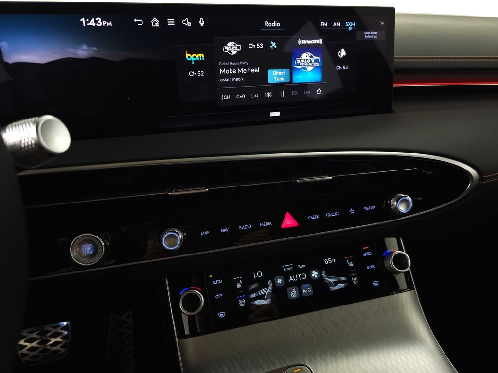 New 2026 White Genesis 2.5T SPORT PRESTIGE image 16