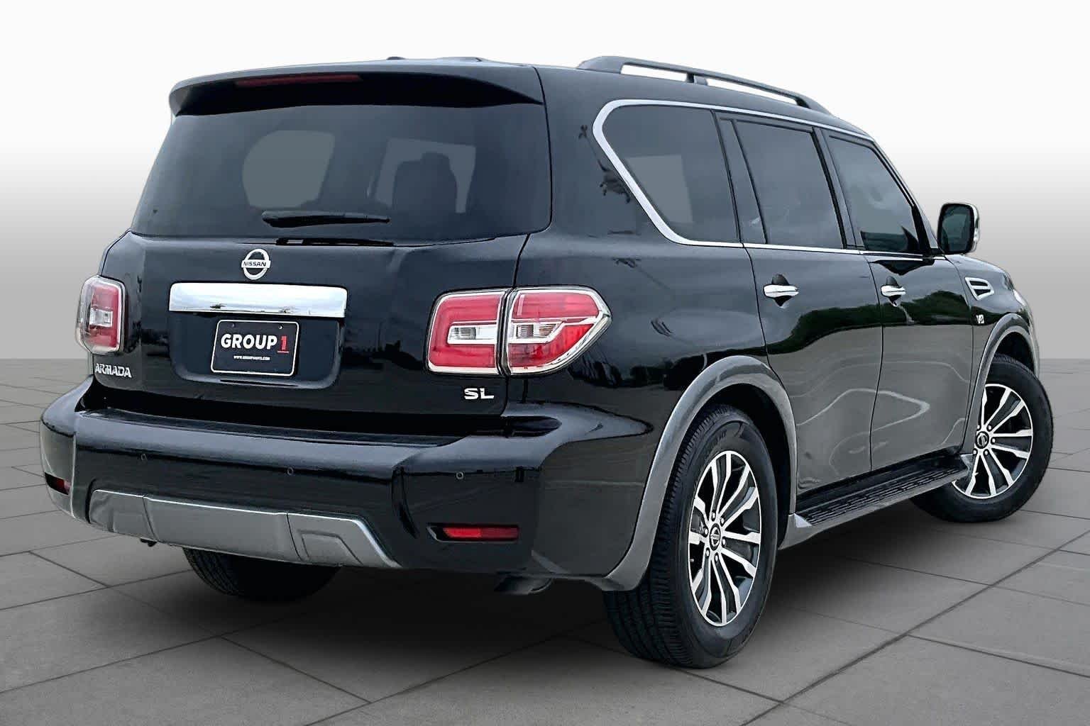 Used 2020 Super Black Nissan SL image 12