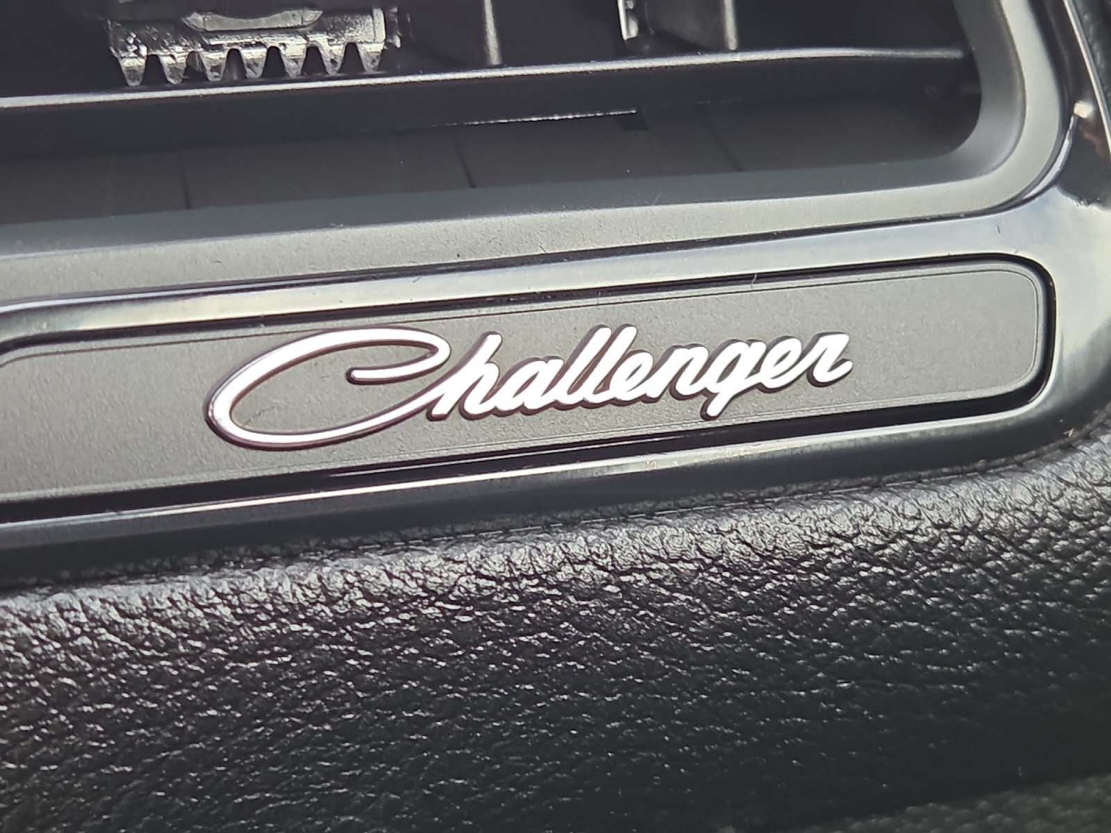 2023 Dodge Challenger SXT - Photo 16