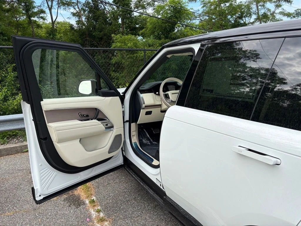 New 2026 White Land Rover Autobiography image 10