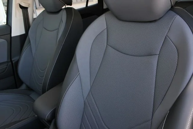 New 2026 Silver Volkswagen 2.0T SE image 5