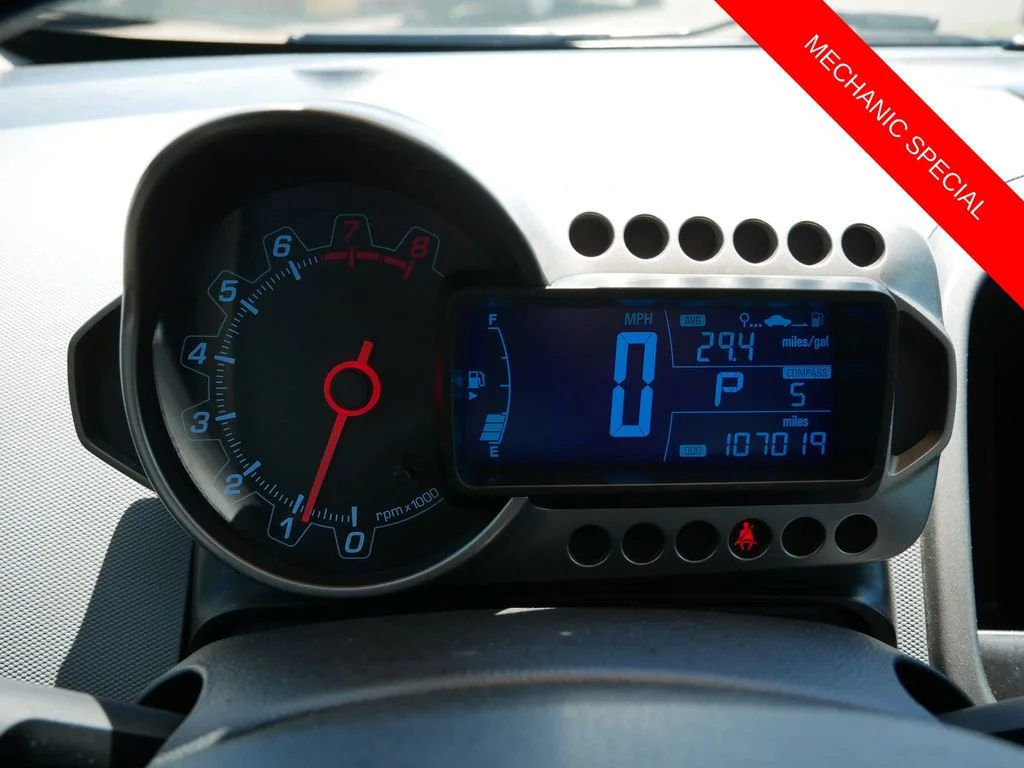 Used 2013 Red Chevrolet LT image 22