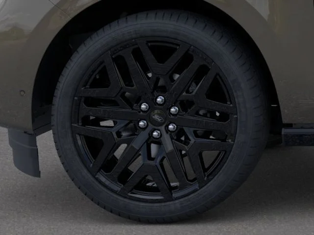 New 2026 Marsh Gray Ford MAX Platinum® image 19