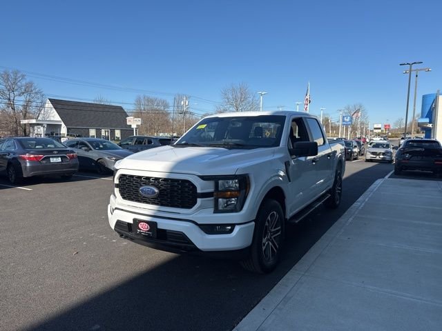 Used 2023 White Ford XL image 6