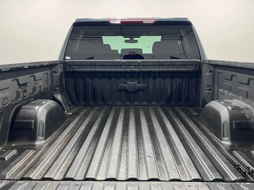 Used 2019 Shadow Gray Metallic Chevrolet RST image 19