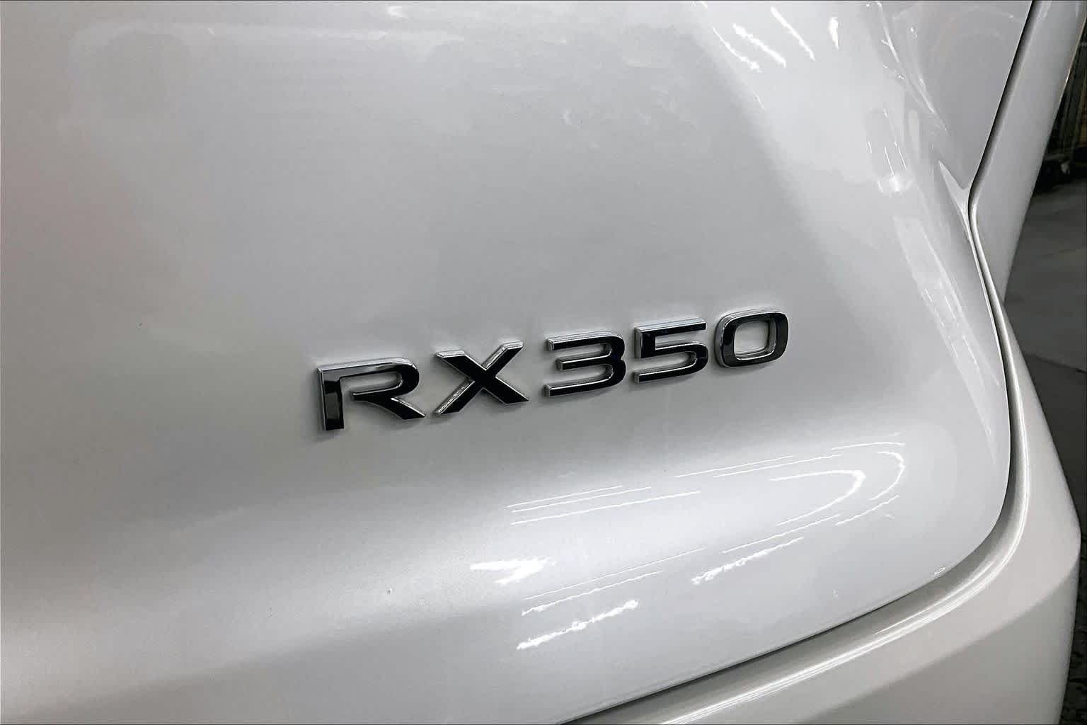 Certified Used 2023 Eminent White Pearl Lexus  image 10