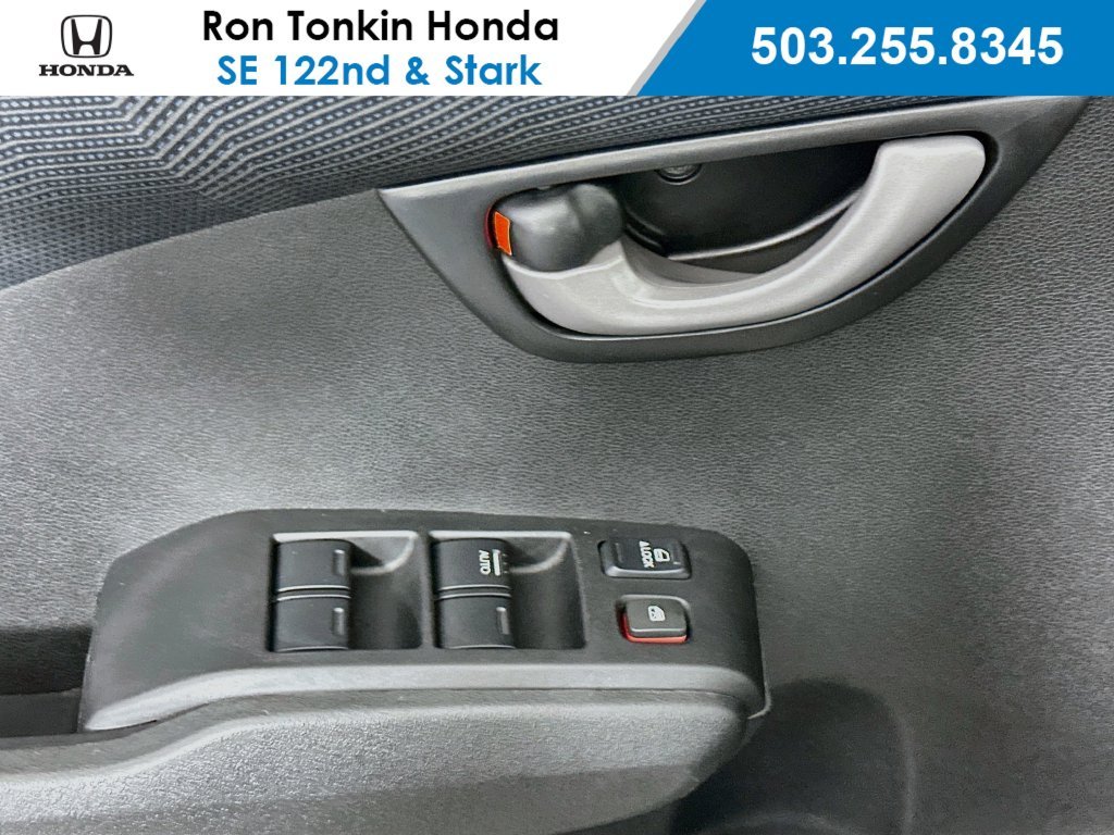 Used 2010 Blackberry Pearl Honda Sport image 18