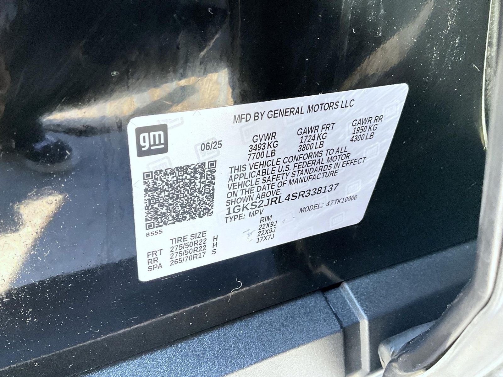 Used 2025 Black GMC Denali image 25