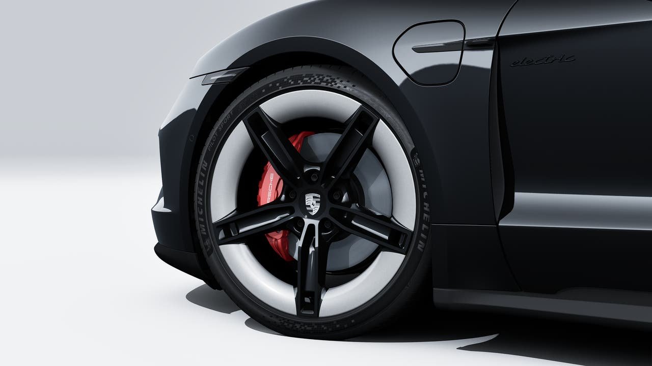 New 2026 Black Porsche 4S image 10