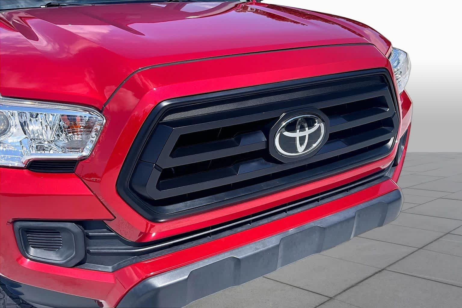 Used 2021 Barcelona Red Metallic Toyota SR image 29